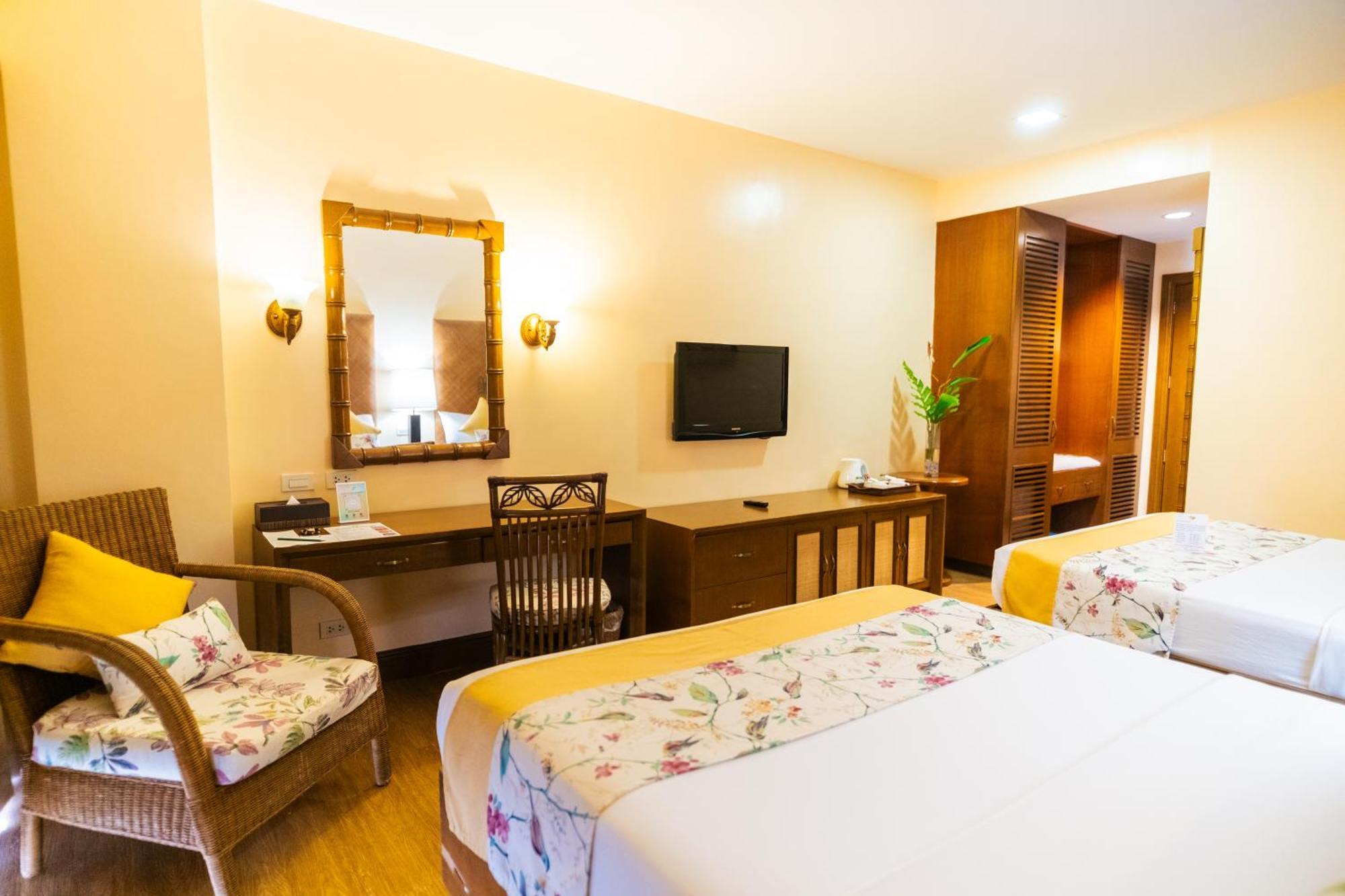 Boracay Tropics Resort Hotel Manoc-Manoc Exterior foto